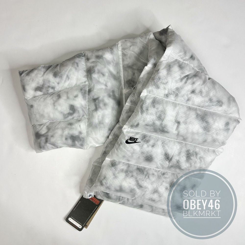 Nike Therma-FIT Insulated Down Wrap Neck Scarf One Size White Cool grey